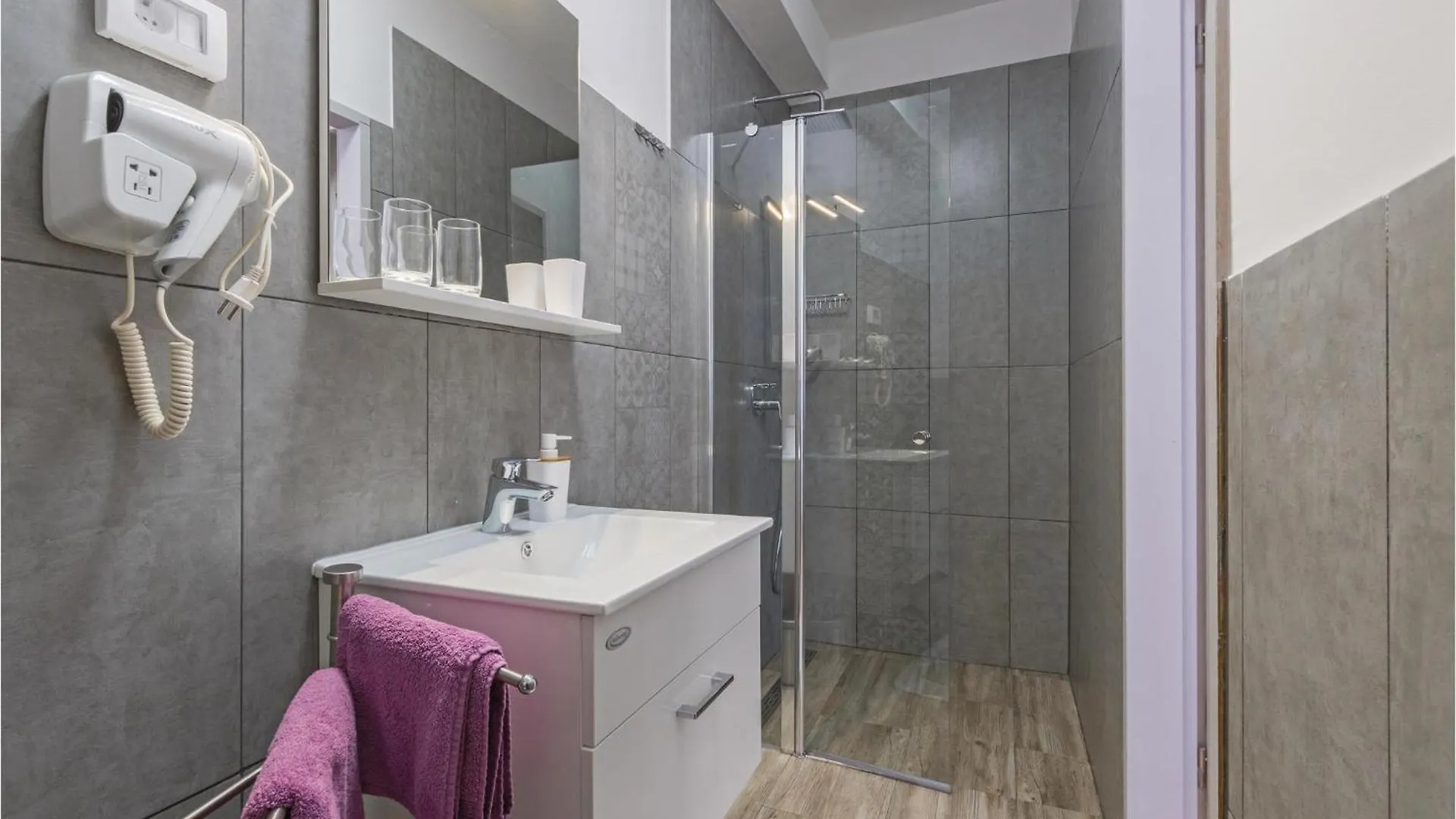 Amazing Home In Bale With Outdoor Swimming Pool 0*,  Croácia